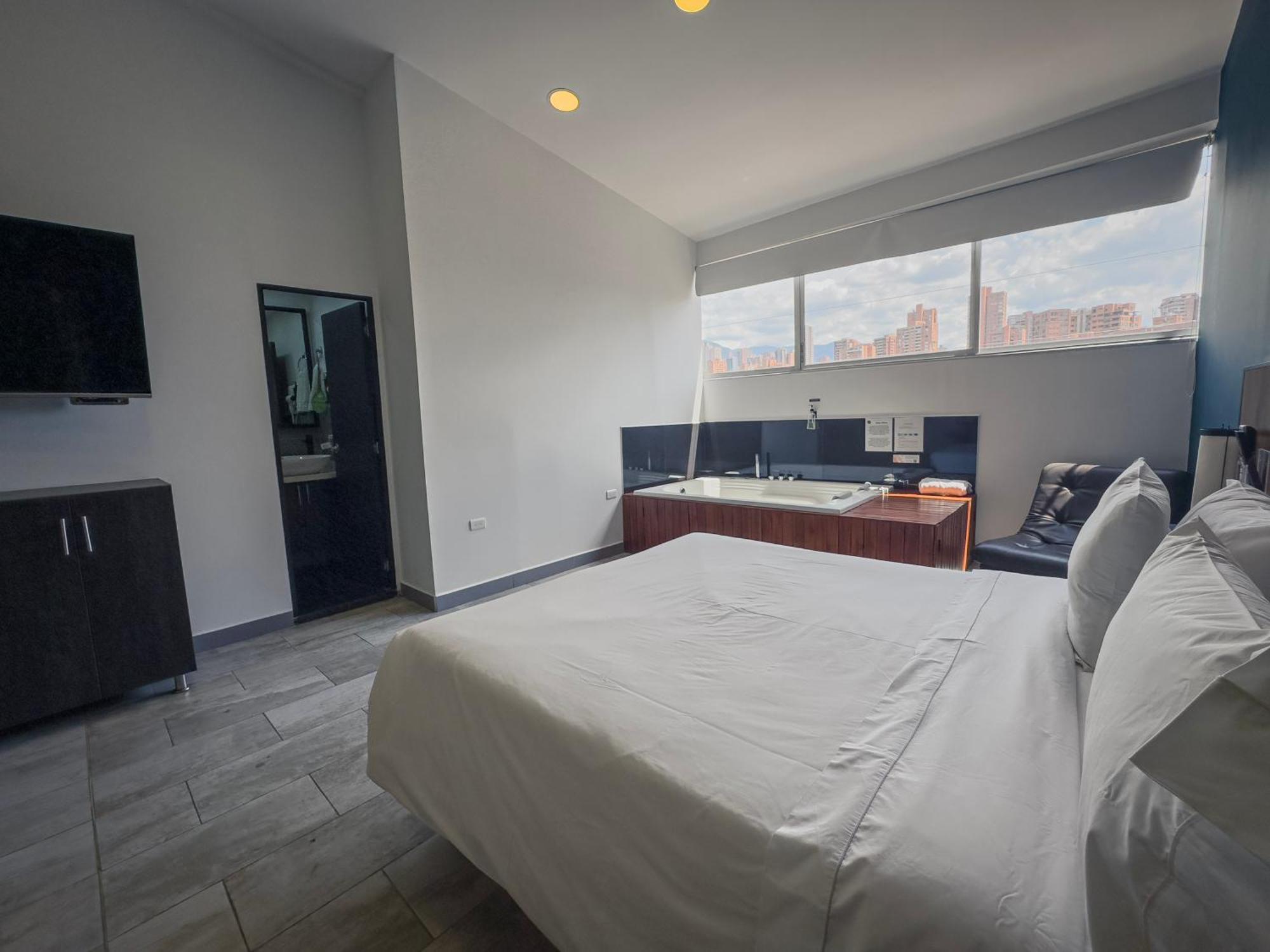 Provenza Lofts Aparthotel Medellin Ngoại thất bức ảnh