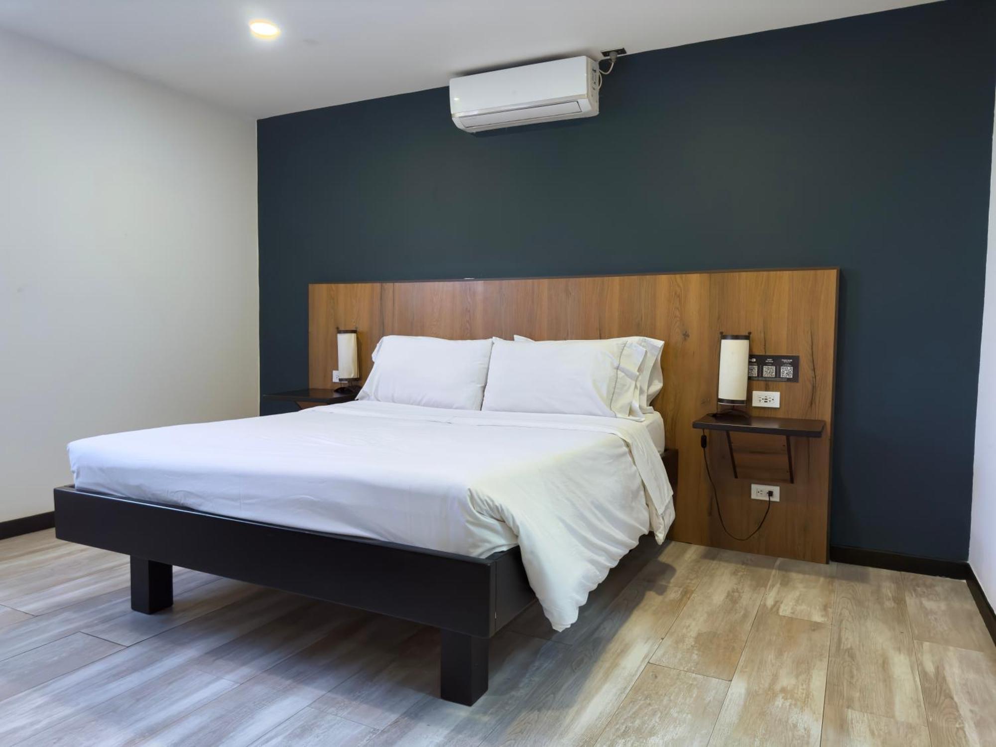 Provenza Lofts Aparthotel Medellin Ngoại thất bức ảnh