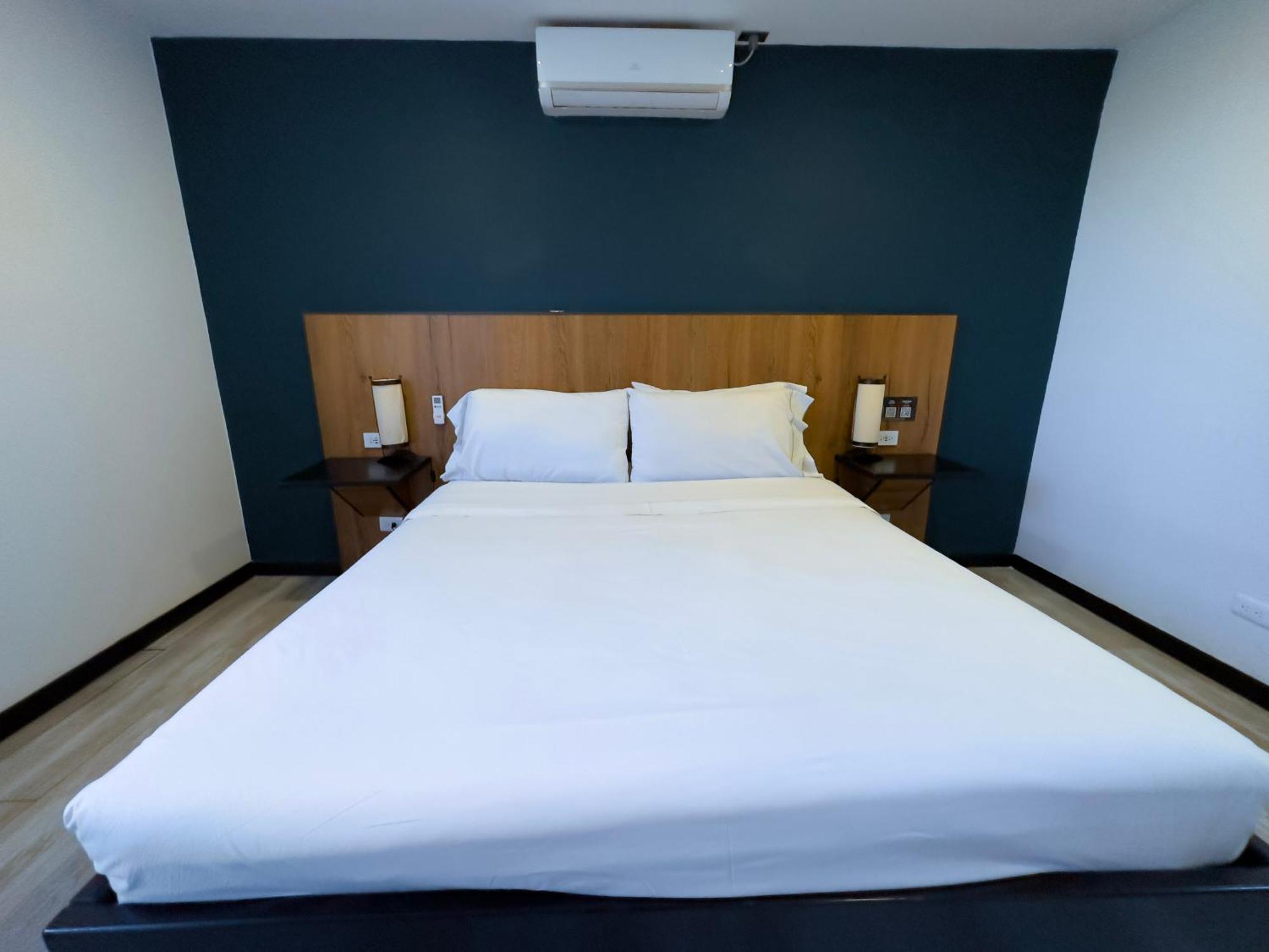 Provenza Lofts Aparthotel Medellin Ngoại thất bức ảnh